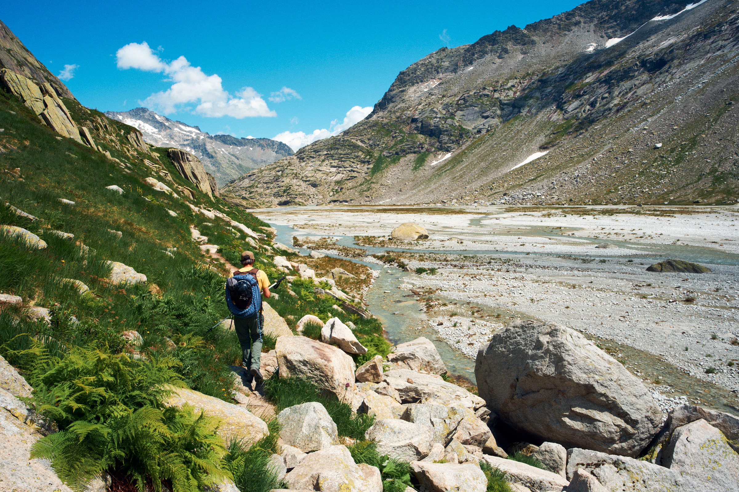 25 07 12 @ 14h49 XH205851